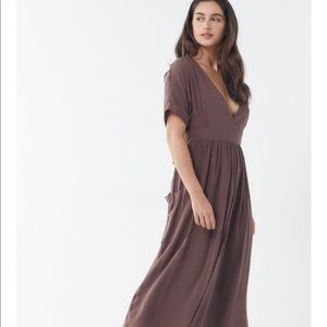Urban outfitters Gloria Midi dress
